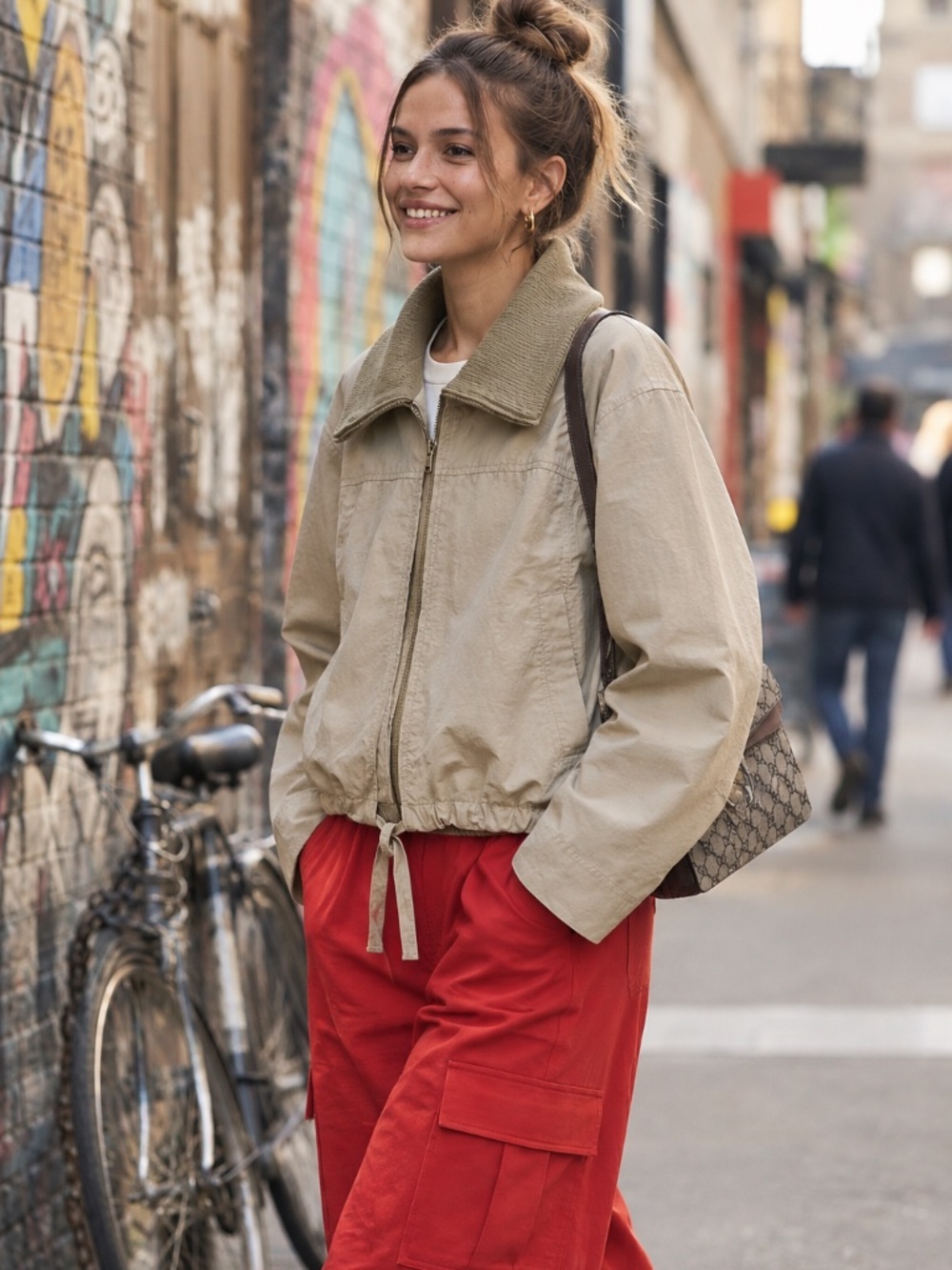AMAUVE 2-in-1 Convertible Jacket Vest with Detachable Sleeves - Beige